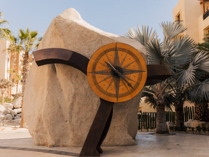 THE WALDORF ASTORIA CLOCK